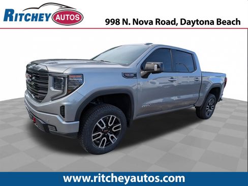 Used 2023 GMC Sierra 1500 AT4 w/ AT4 Premium Package AWD/4WD image 1