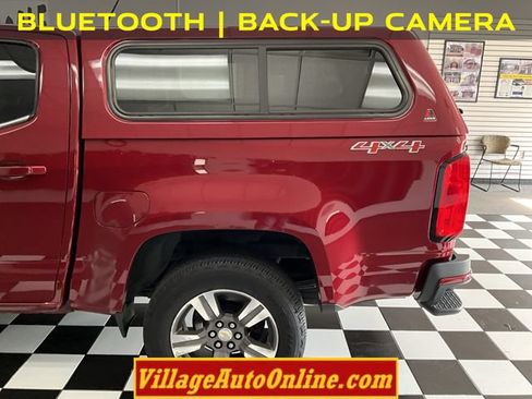 Used 2018 Chevrolet Colorado LT w/ LT Convenience Package AWD/4WD image 9