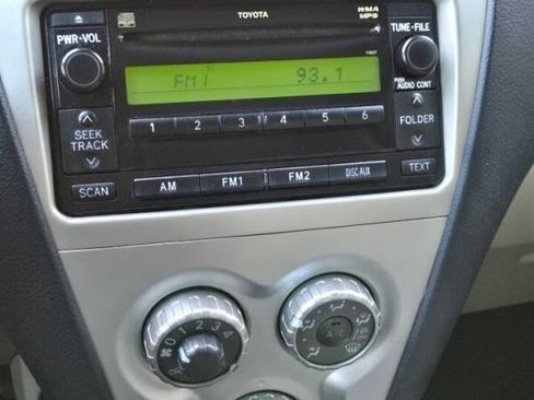 Used 2007 Toyota Yaris Sedan w/ Convenience Pkg FWD image 19