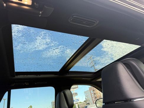 Certified 2023 Lincoln Navigator Reserve image 15