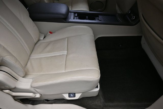 Used 2019 Lincoln MKT AWD image 30