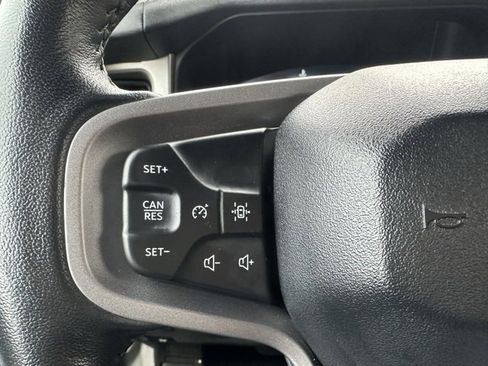 Used 2025 Ford Bronco Outer Banks image 17