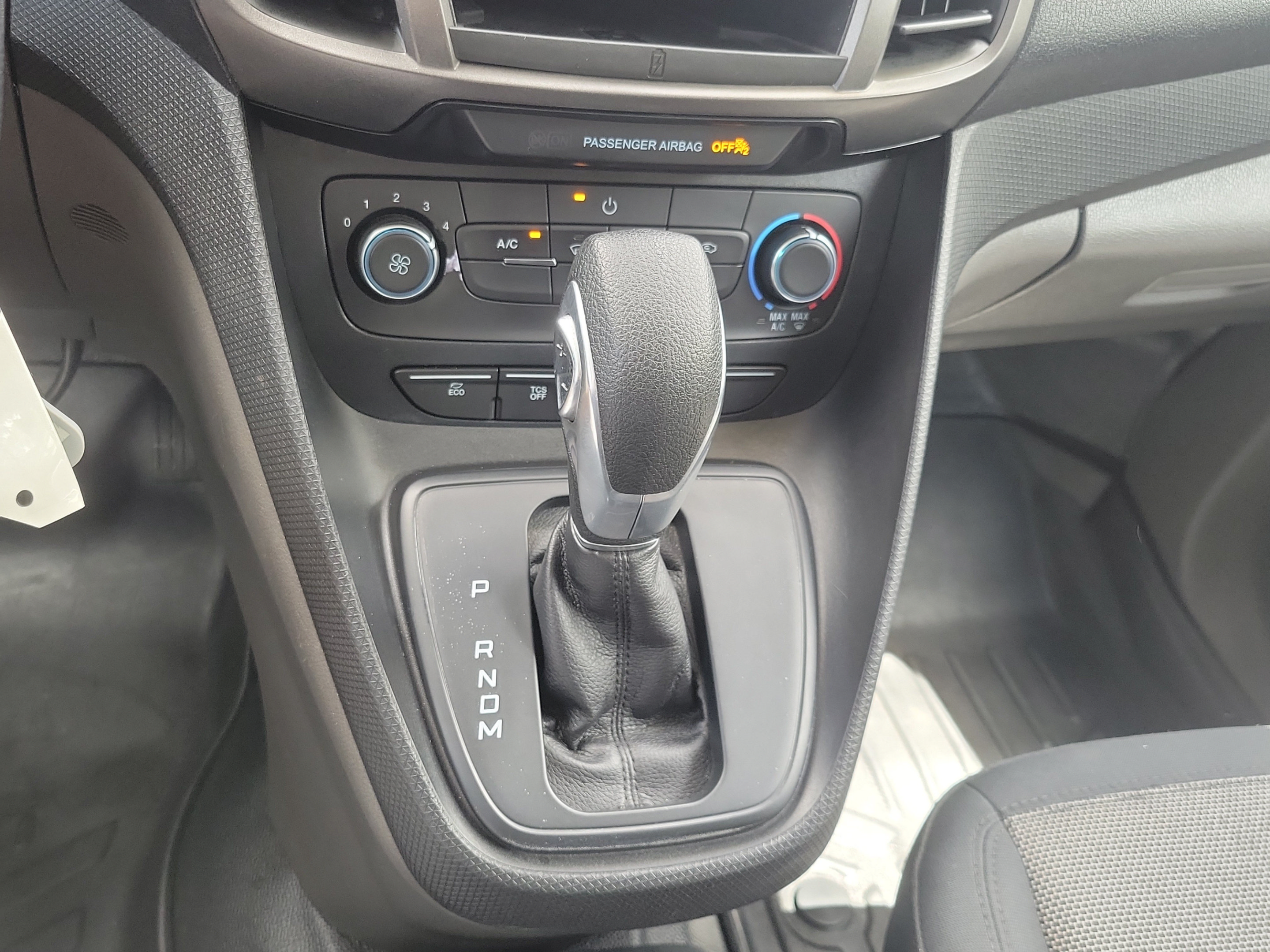 Used 2019 Ford Transit Connect XL FWD image 21