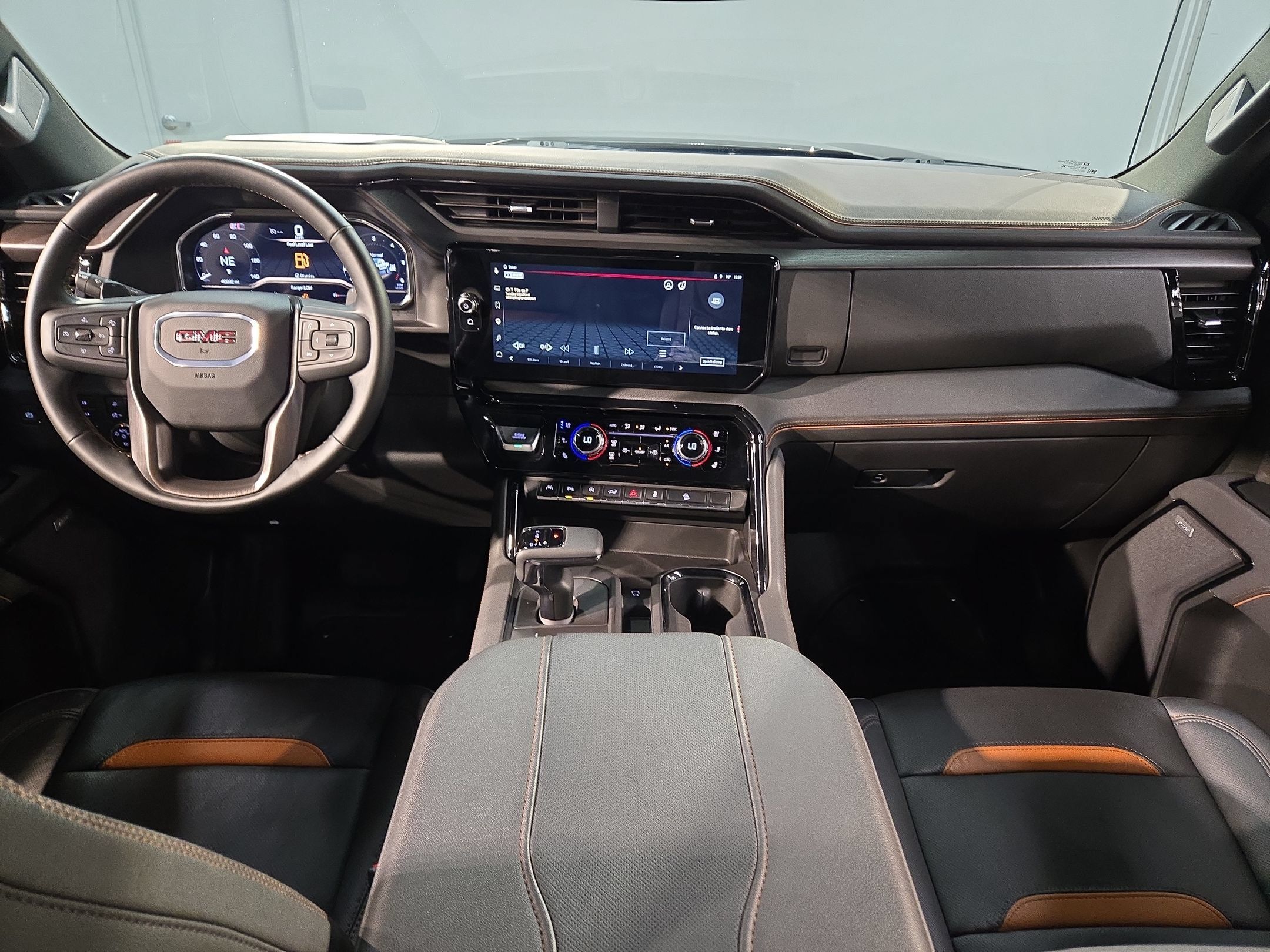 Used 2025 GMC Sierra 1500 AT4 AWD/4WD image 10