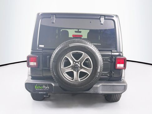 Used 2022 Jeep Wrangler Unlimited Sport AWD/4WD image 7