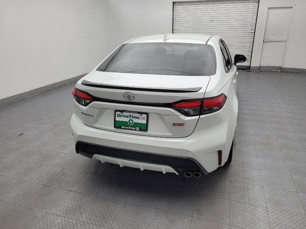Used 2022 Toyota Corolla XSE FWD image 7