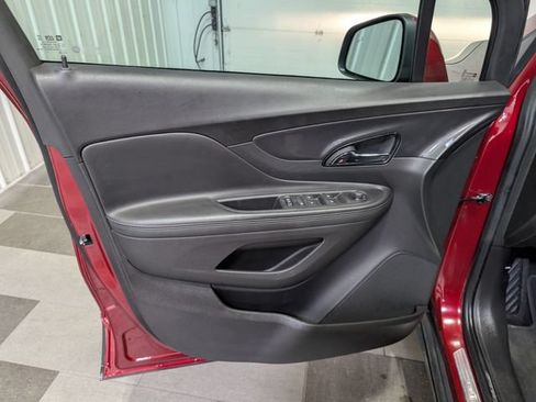 Used 2021 Buick Encore Preferred w/ Safety Package AWD/4WD image 11