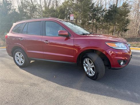 Used 2012 Hyundai Santa Fe Limited AWD/4WD image 3