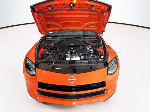 Used 2024 Nissan Z Performance w/ Heritage Edition RWD image 23