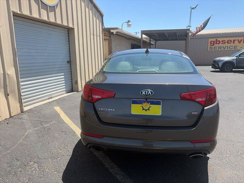 Used 2013 Kia Optima LX FWD image 4