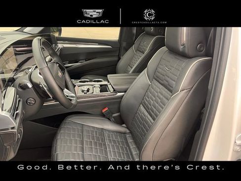 Certified 2025 Cadillac Escalade V AWD/4WD image 27