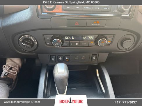 Used 2022 Nissan Frontier SV AWD/4WD image 15