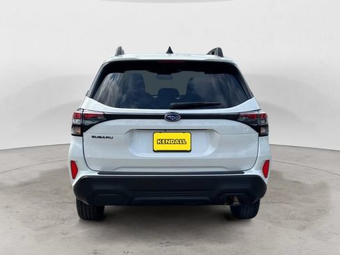 Certified 2025 Subaru Forester Premium AWD/4WD image 6