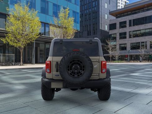 New 2026 Ford Bronco Big Bend w/ Black Diamond Package AWD/4WD image 5