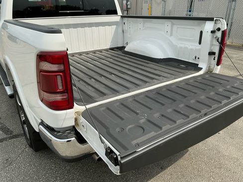Used 2020 RAM 1500 Laramie AWD/4WD image 12