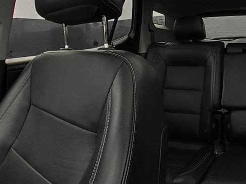 Used 2023 GMC Terrain SLT w/ Infotainment Package II AWD/4WD image 26