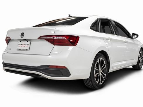 Used 2022 Volkswagen Jetta Sport image 22