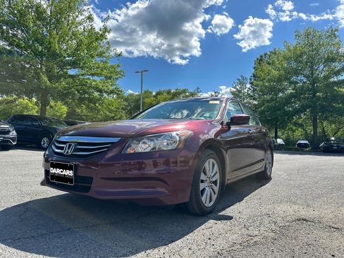 Used 2011 Honda Accord EX image 32