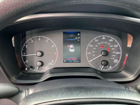 Used 2025 Toyota Corolla LE FWD image 25