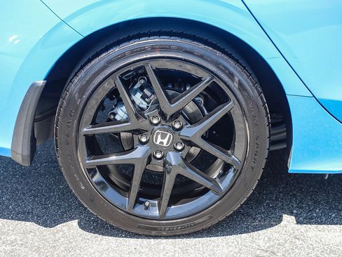 Certified 2025 Honda Civic Sport image 13