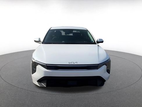 Used 2025 Kia K4 LXS image 4