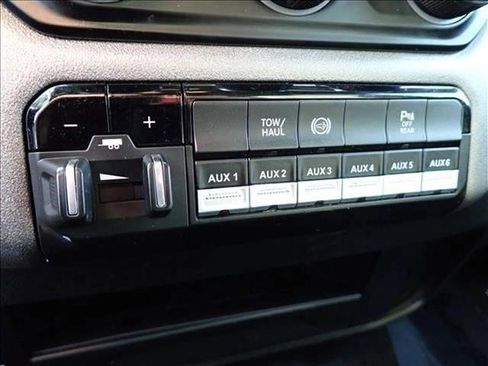 Used 2023 RAM 2500 Tradesman AWD/4WD image 19