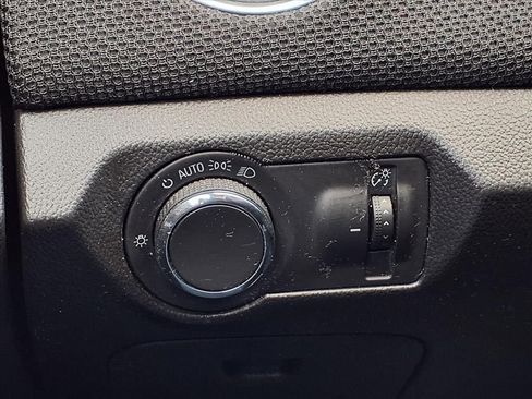 Used 2016 Chevrolet Cruze LT image 28