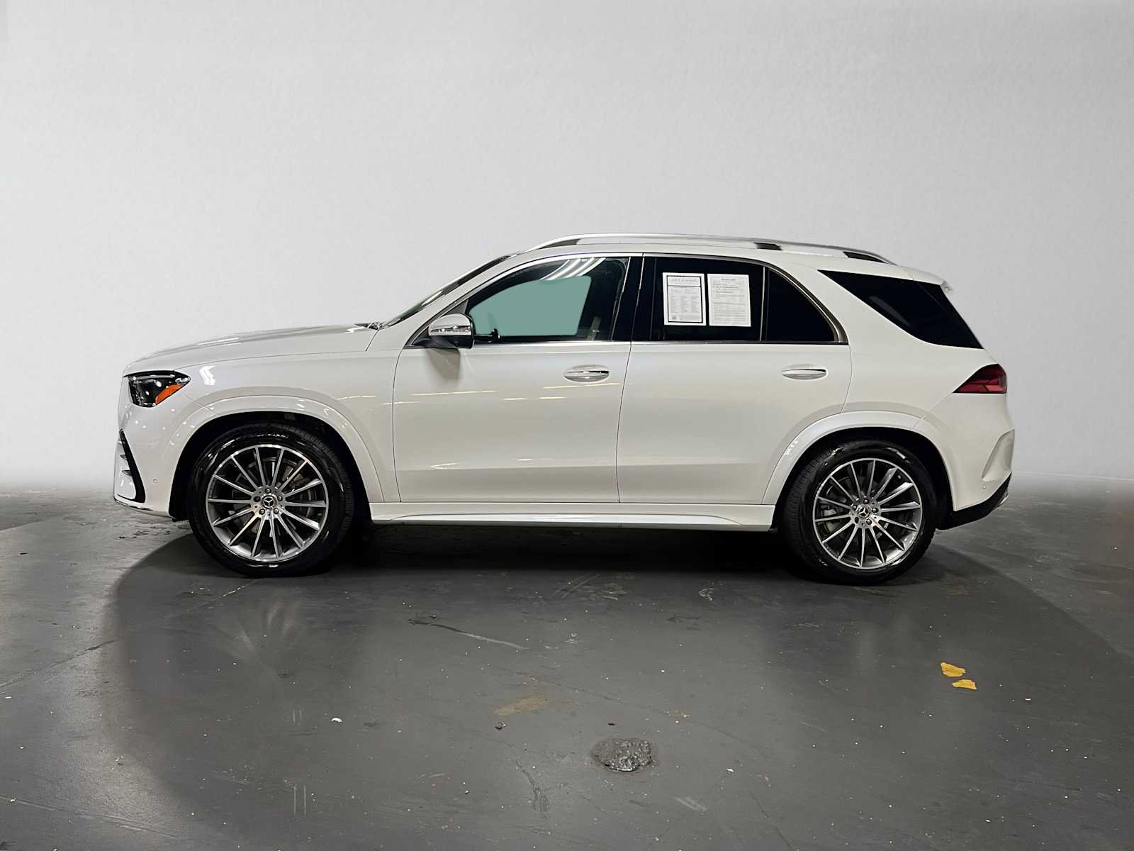 Used 2026 Mercedes-Benz GLE 580 4MATIC image 6