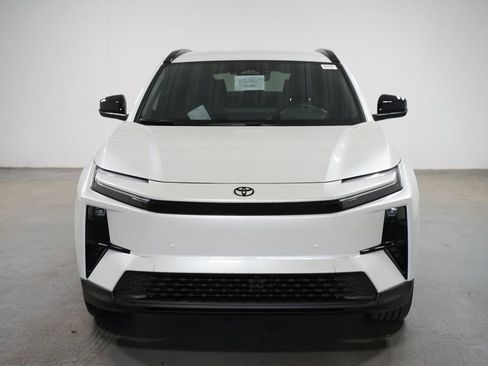 New 2026 Toyota C-HR AWD/4WD image 2