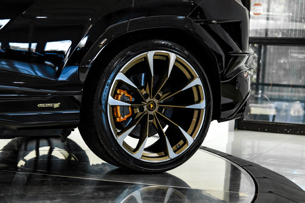 Used 2024 Lamborghini Urus S AWD/4WD image 77