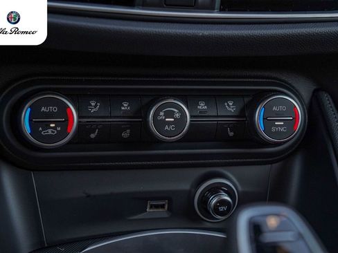 New 2025 Alfa Romeo Stelvio Sprint w/ Veloce Package AWD/4WD image 15