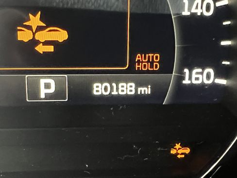 Used 2018 Kia Sorento SX image 21