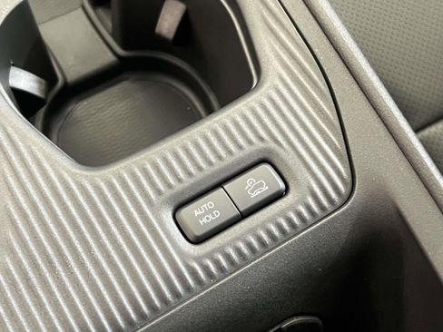 New 2026 Jeep Cherokee Limited AWD/4WD image 13