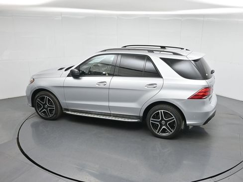 Used 2019 Mercedes-Benz GLE 400 4MATIC image 41