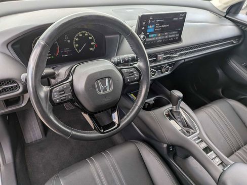 Used 2024 Honda HR-V EX-L image 2