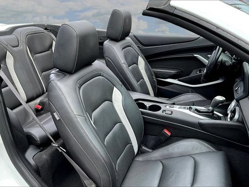 Used 2022 Chevrolet Camaro LT w/ RS Package RWD image 28