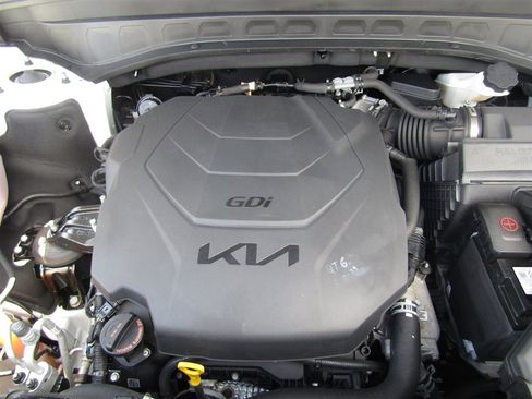 Used 2022 Kia Telluride S image 36