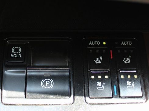 Used 2020 Lexus RX 450h AWD w/ Premium Package image 22