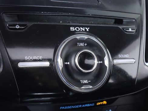 Used 2018 Ford Focus Titanium w/ Titanium Technology Package FWD image 23