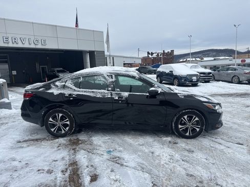 Used 2021 Nissan Sentra SV image 6