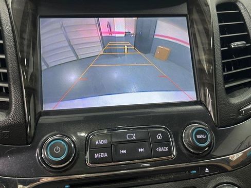 Used 2015 Chevrolet Impala LTZ FWD image 14