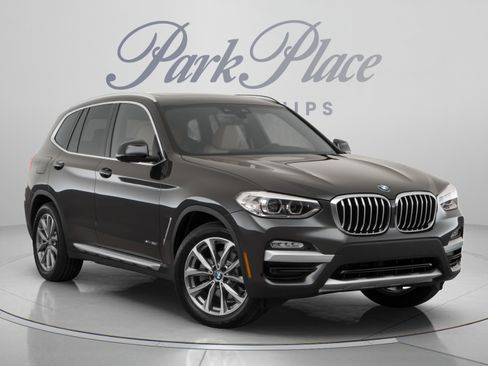 Used 2019 BMW X3 xDrive30i w/ Premium Package AWD/4WD image 6