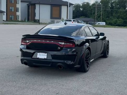 Used 2022 Dodge Charger Scat Pack RWD image 8