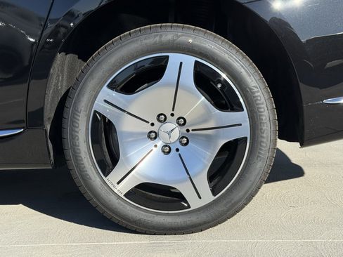 New 2026 Mercedes-Benz Maybach S 580 4MATIC image 14