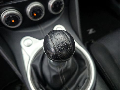 Used 2016 Nissan 370Z NISMO image 29