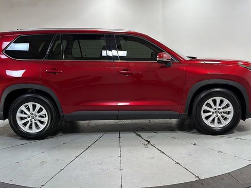 Certified 2025 Toyota Grand Highlander AWD Hybrid image 6