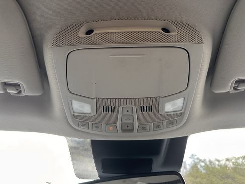 Used 2021 Ford Expedition Limited image 20