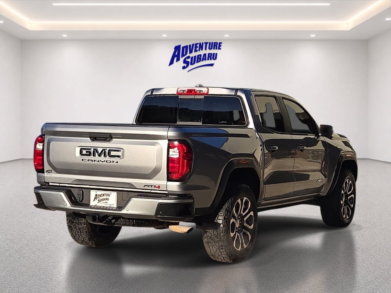 Used 2023 GMC Canyon AT4 w/ AT4 Premium Package AWD/4WD image 6