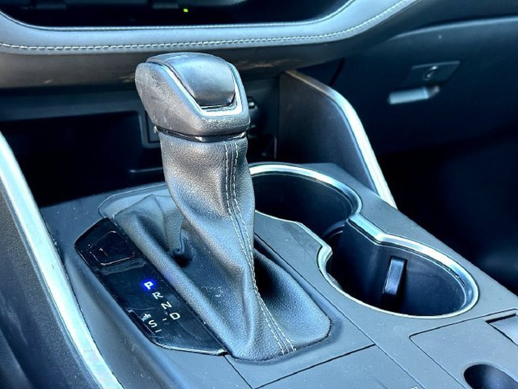 Used 2023 Toyota Highlander XLE FWD image 17