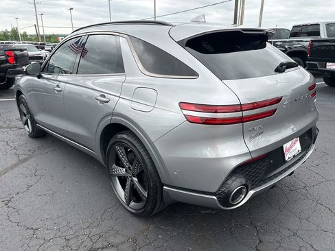 Used 2025 Genesis GV70 2.5T w/ Sport Prestige Package AWD/4WD image 7